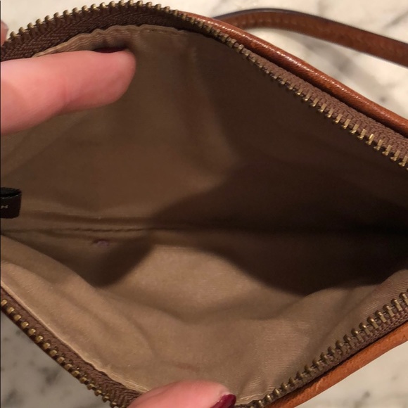 Coach wristlet - Picture 5 of 6